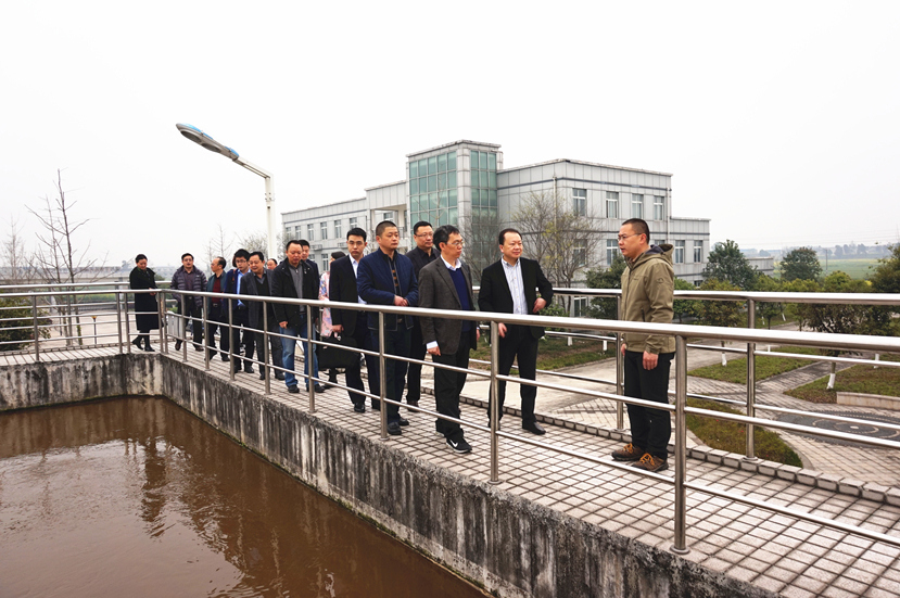 國家、省、市發(fā)改委調(diào)研組到杰陽排水公司進(jìn)行成本調(diào)研